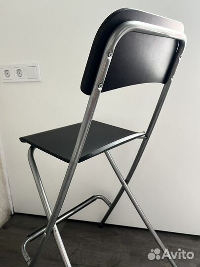 Стул для визажиста