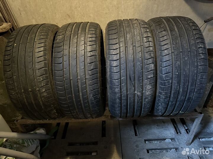 Triangle EffeXSport TH202 235/35 R19 91Y