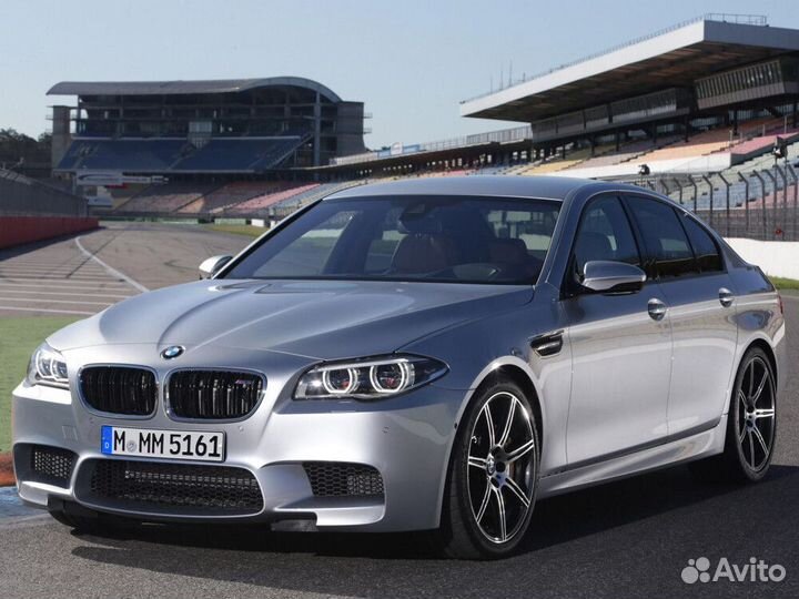 Бампер F10 в стиле BMW M5 PP-пластик