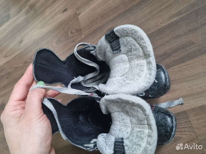 Хоккейные коньки bauer 26