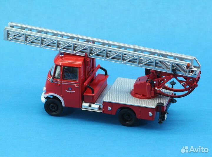 Mercedes Benz L1519 IXO 1/72