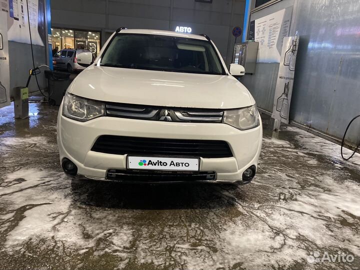 Mitsubishi Outlander 2.4 CVT, 2014, 125 000 км