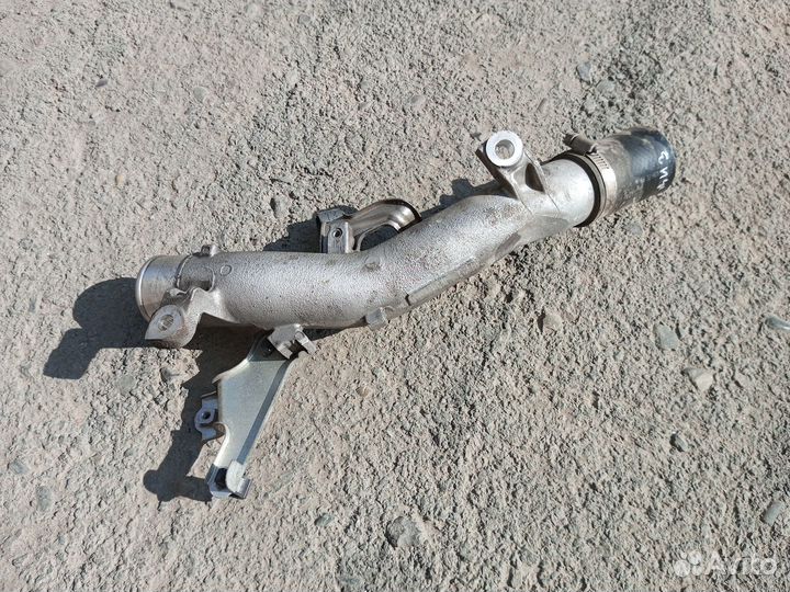Патрубок интеркулера Toyota Rav4 40 2Adfhv - 2.2 д