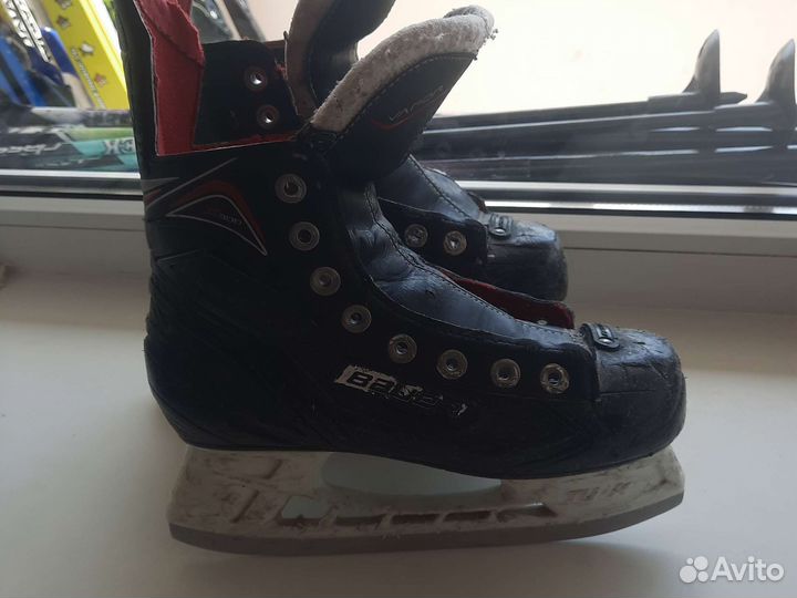 Коньки bauer Х300.Краги