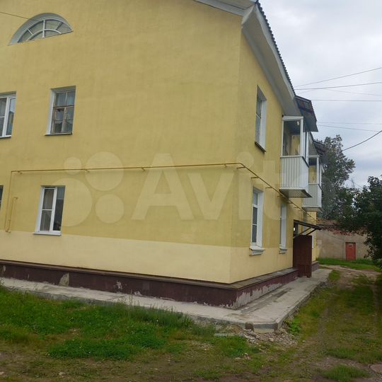 2-к. квартира, 54 м², 1/2 эт.