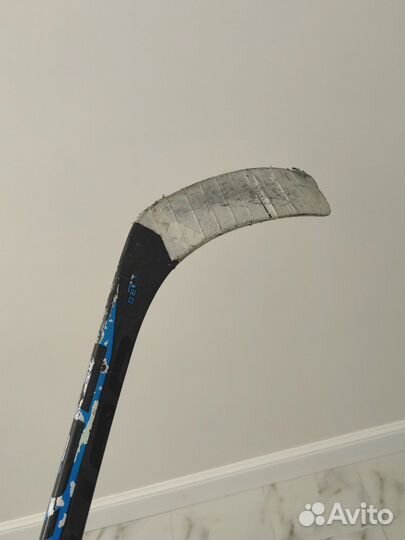 Обломки клюшек