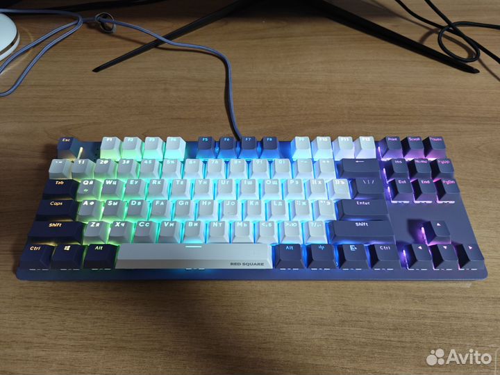 Кастомная red square keyrox tkl g3ms purple