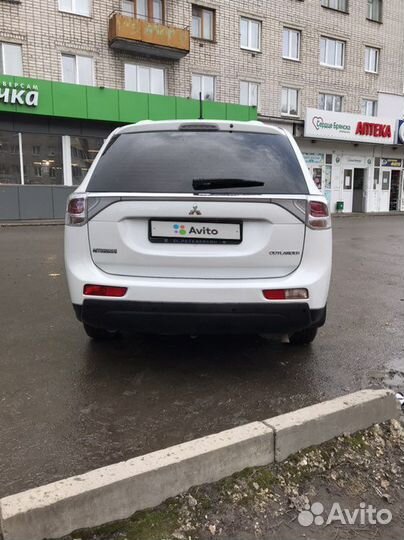 Mitsubishi Outlander 2.0 CVT, 2014, 137 000 км