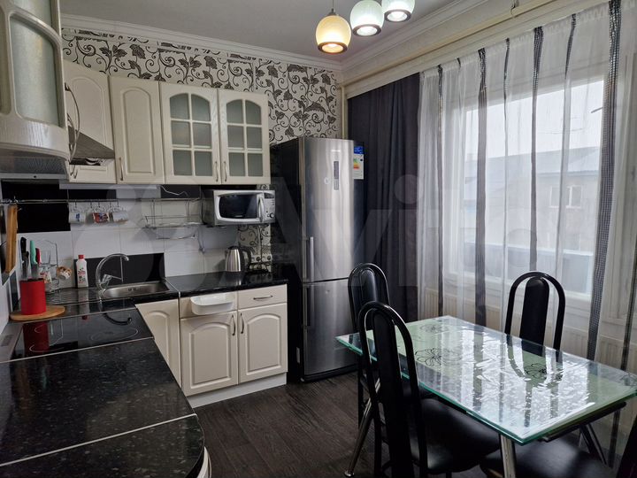 2-к. квартира, 62 м², 2/2 эт.