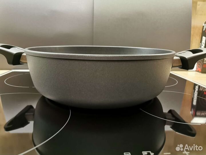 Сотейник Woll c крышкой