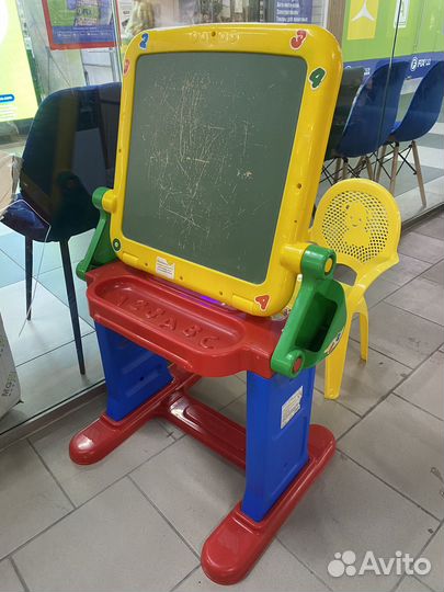 Детский стол и стул