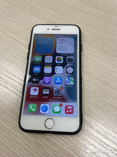 Телефон iPhone 7 32gb