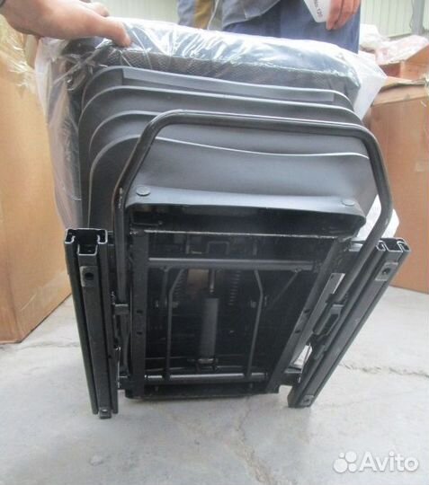 Сиденье водительское с пружиной SH F3000 shaanxi