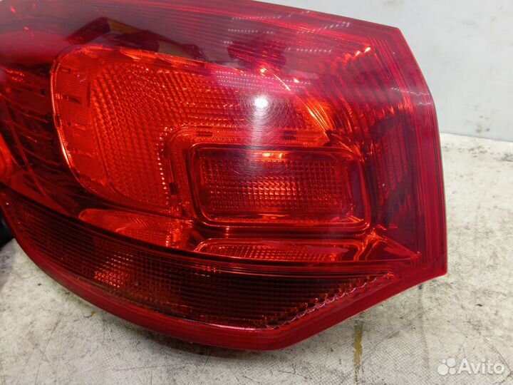 Фонарь задний левый Opel Astra J