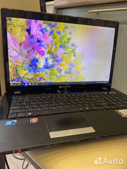 Продам ноутбук/i5/17.3/SSD256