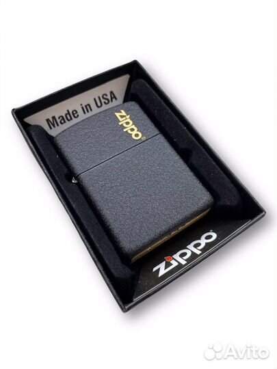 Зажигалка Zippo бензиновая