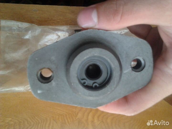 Главный тормозной цилиндр Форд Транзит 1986-1998