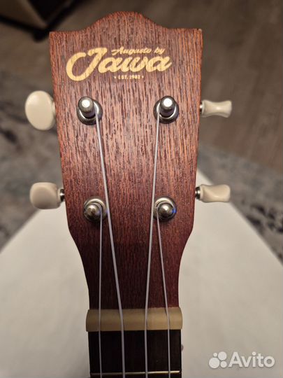 Укулеле концерт Jawa Kauai C15