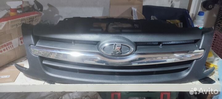 Решетка радиатора granta