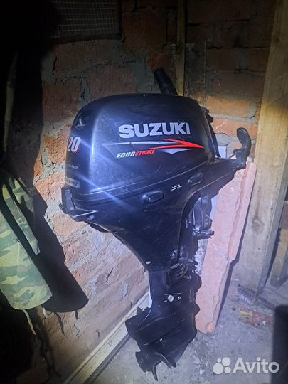 Лодочный мотор Suzuki df20a
