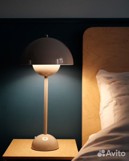 Настольная лампа & Tradition Flowerpot VP3