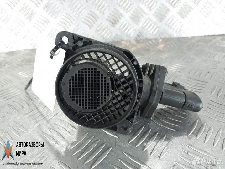 Расходомер воздуха Audi A4 B7 2004 038906461B