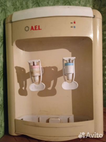 Кулер для воды