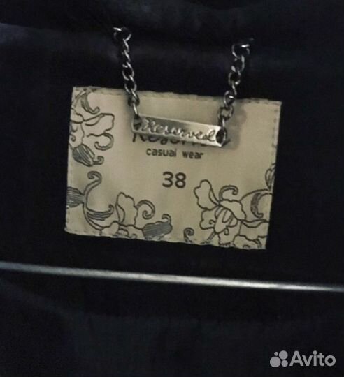 Замшевый плащ Reserved