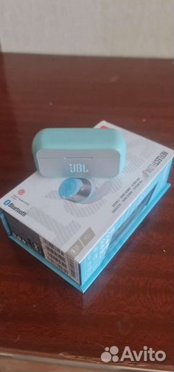 Беспроводные наушники jbl reflect flow