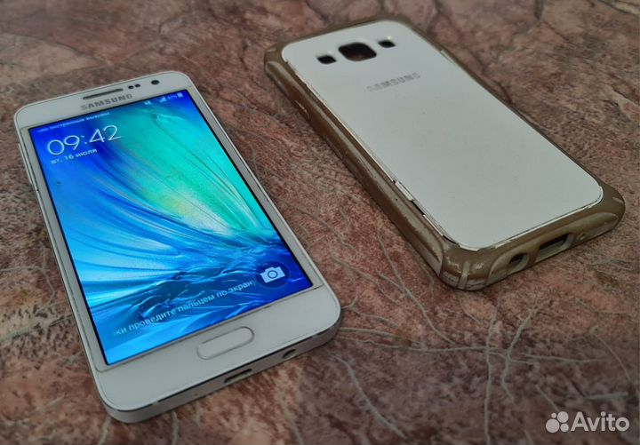 Samsung Galaxy A3 SM-A300F, 16 ГБ