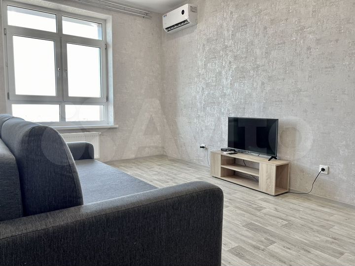 1-к. квартира, 38 м², 22/24 эт.