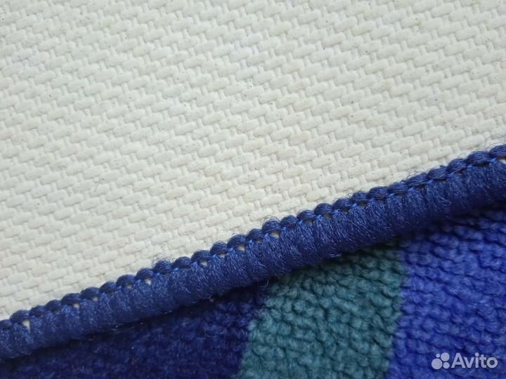 Набор ковриков для ванны и туалета (2шт, новые)