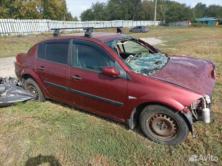 Рено Меган 2 седан авто по запчастям K4MD812 МКПП