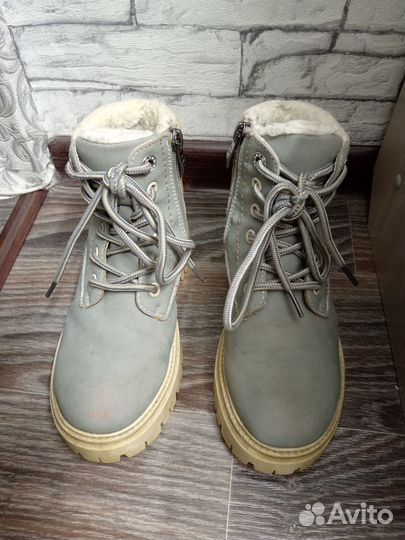 Ботинки зимние для девочки 33 размер