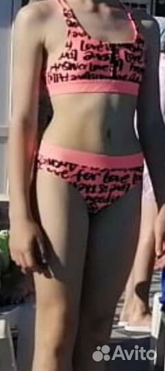 Купальник на девочку 140