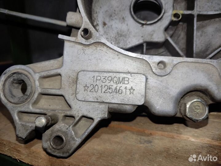 Половинка картера на скутер