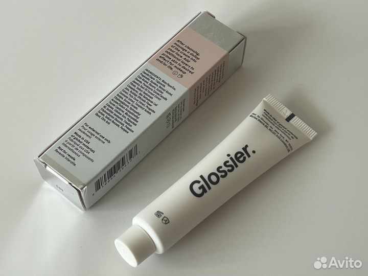 Glossier priming moisturizer