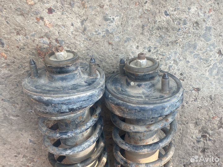 Задние стойки Honda civic ferio EG