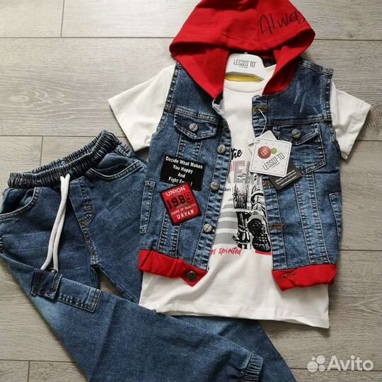 Джинсовый костюм на мальчика