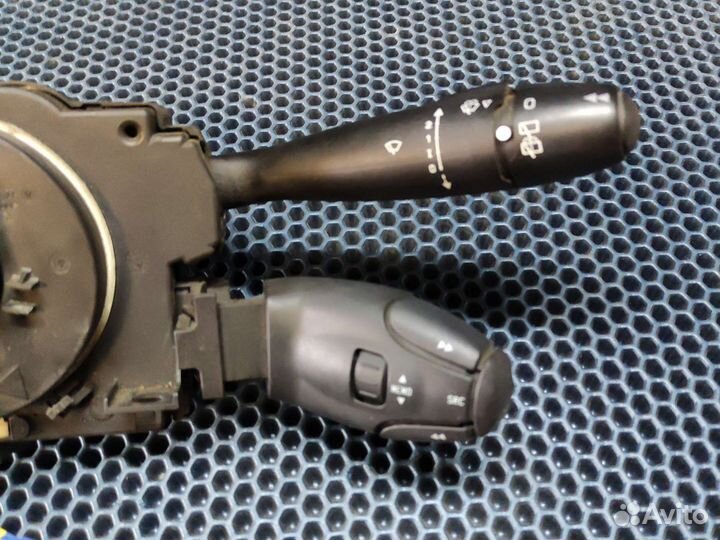 Подрулевой переключатель Peugeot 307