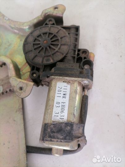 Стеклоподъемник задний левый Chery Tiggo 1.8