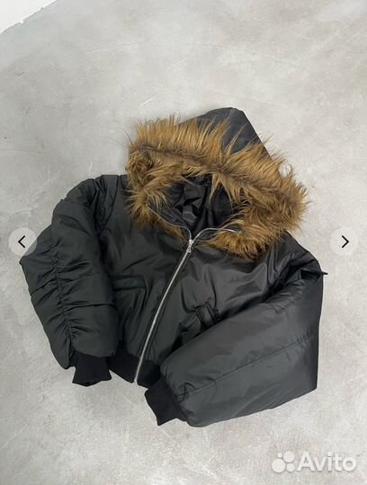 Зимняя куртка пуховик бомбер с мехом