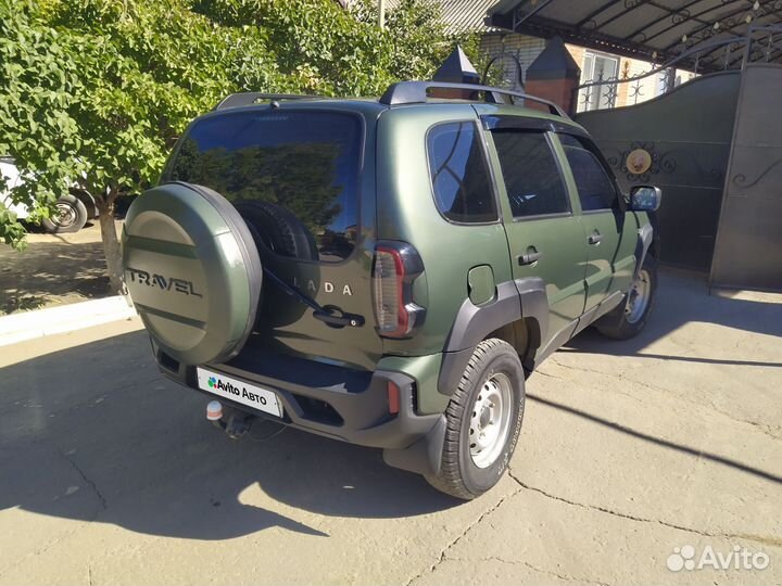ВАЗ Niva Travel 1.7 МТ, 2022, 71 450 км