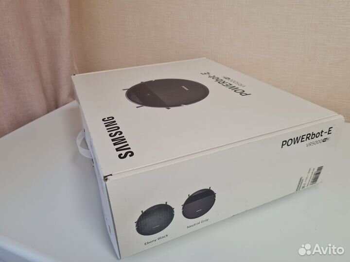 Робот пылесос Samsung powerbot-E VR5000