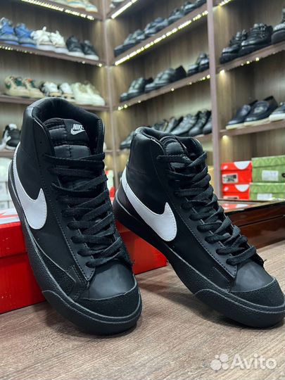 Кроссовки nike blazer