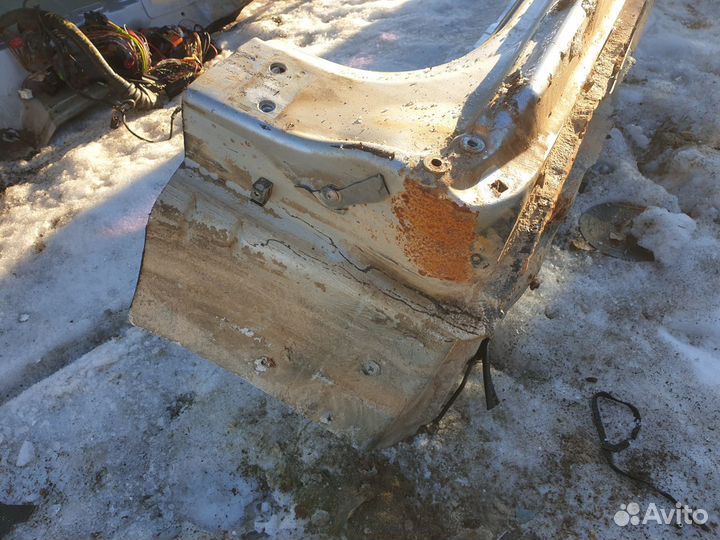 Порог левый со стойкой Audi A4 B6 Ауди А4 Б6 Сед