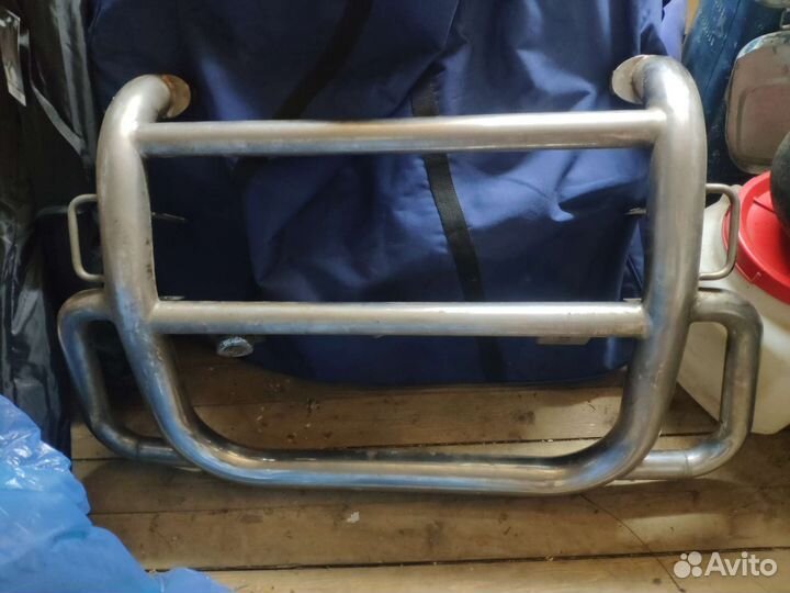 Кенгурятник на Toyota Hilux