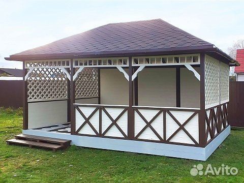 Беседка из дерева