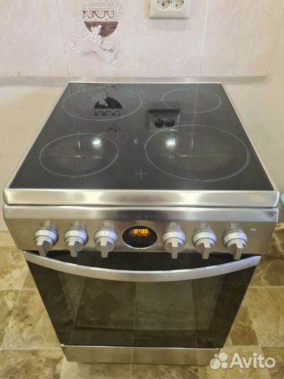 Плита электрическая стеклокерамика Indesit