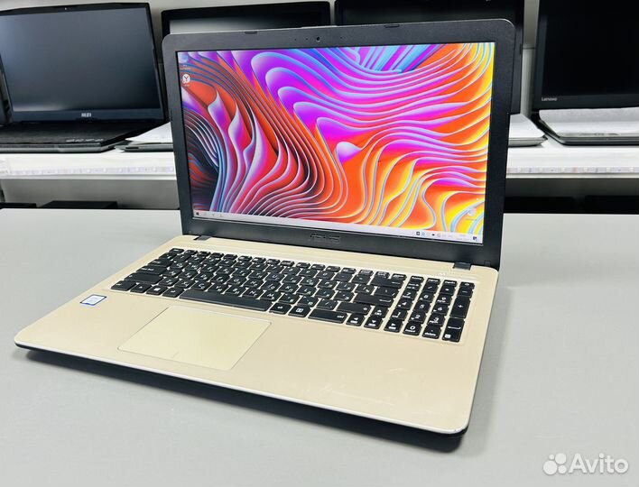 Игровой asus Core i3-7020 8gb MX110 2gb